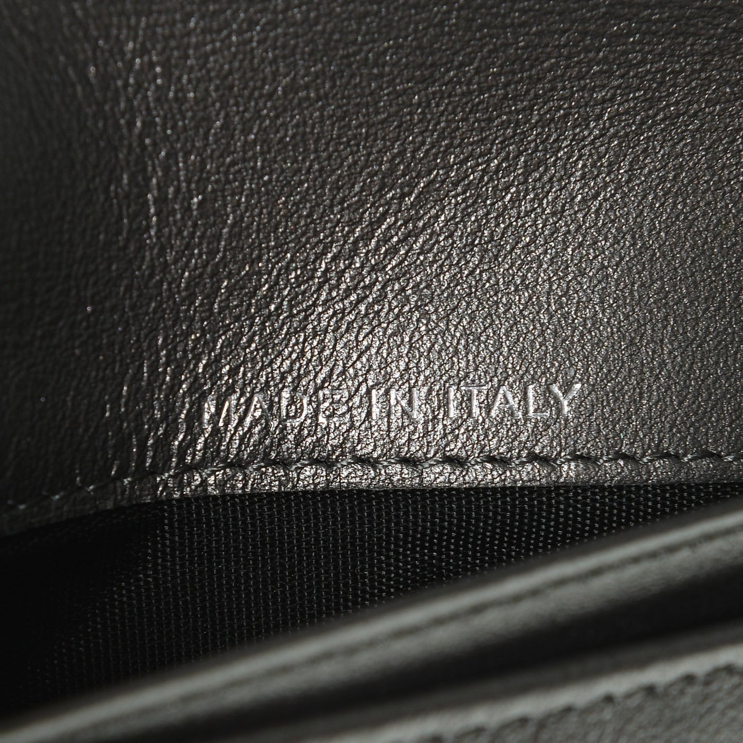Caviar Timeless CC Zipped Pocket Wallet Silver