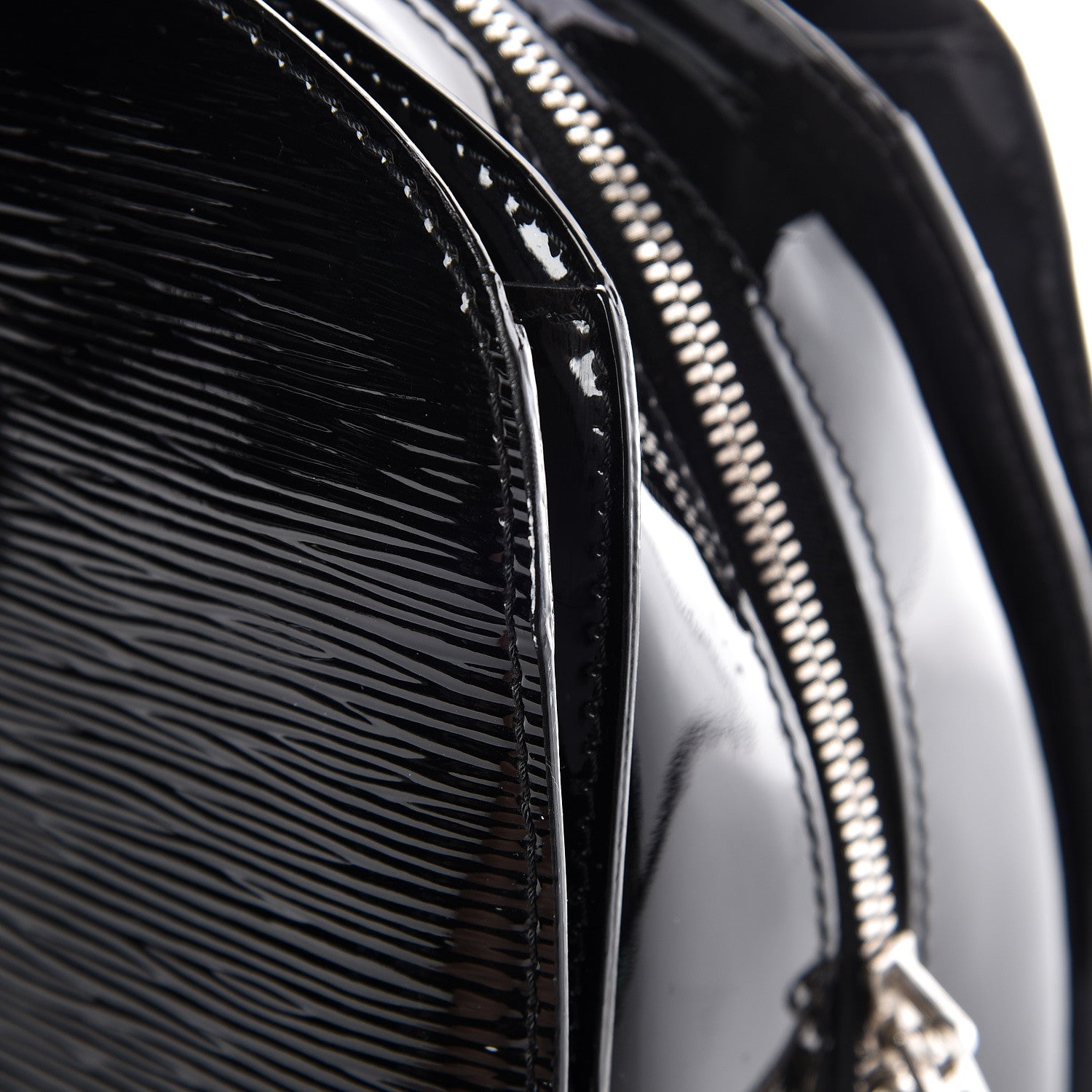 Louis Vuitton Electric Epi Pont-Neuf PM Black 10 of 17