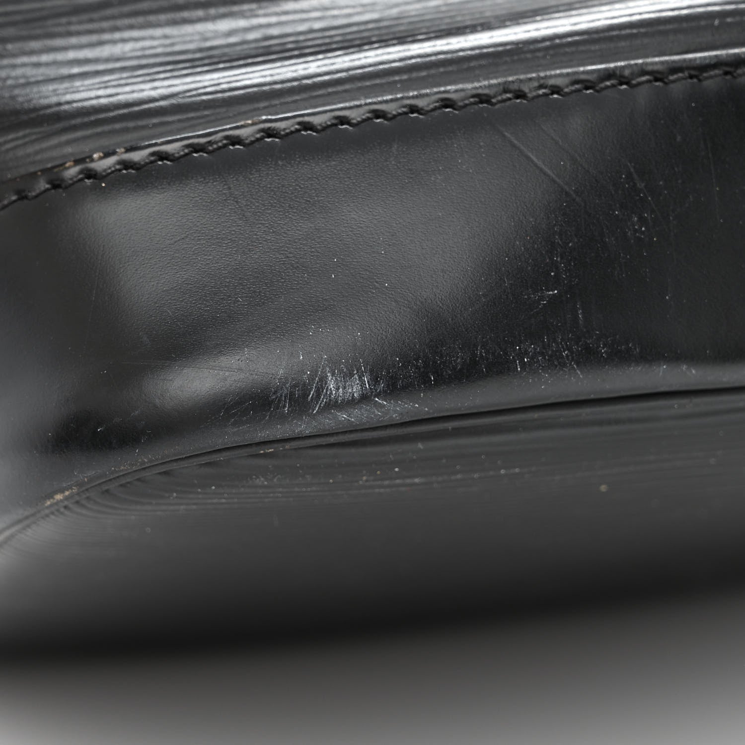 Louis Vuitton Epi Noe Black 14 of 15