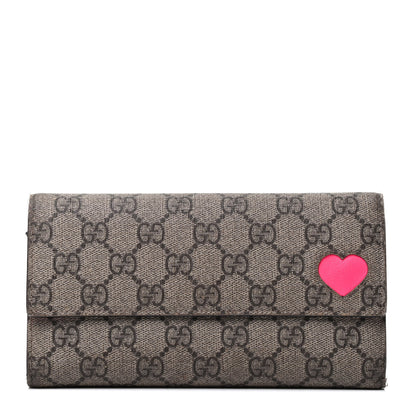 Gucci GG Supreme Monogram Continental Heart Wallet Fluorescent Fuchsia 1 of 5