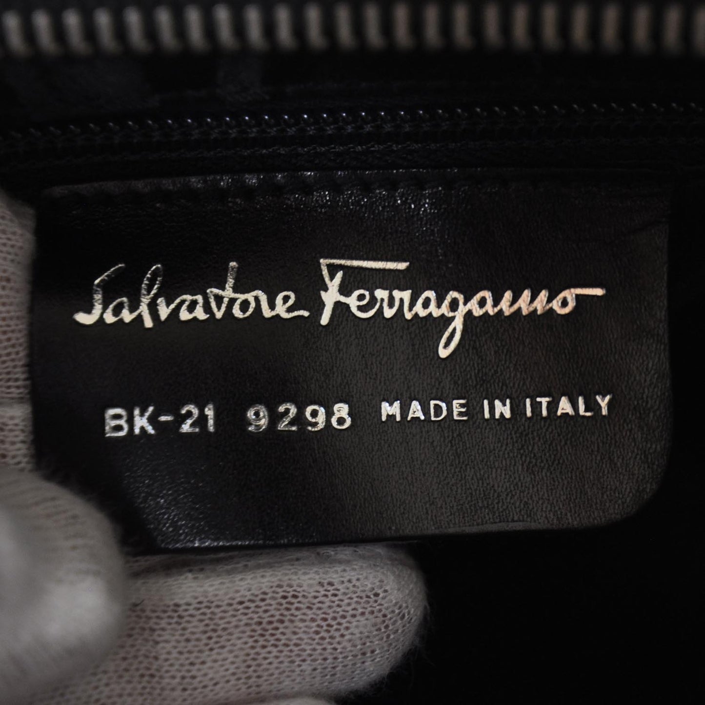 SALVATOREFERRAGAMOSmoothCalfskinBoxShoulderBagAnthracite