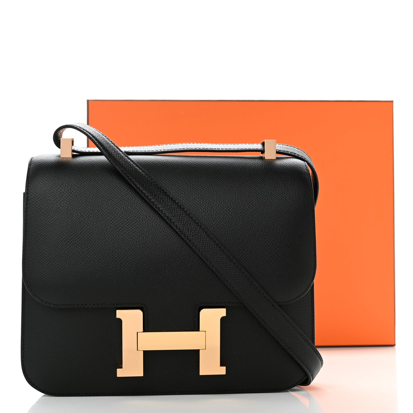 Epsom Constance 24 Black
