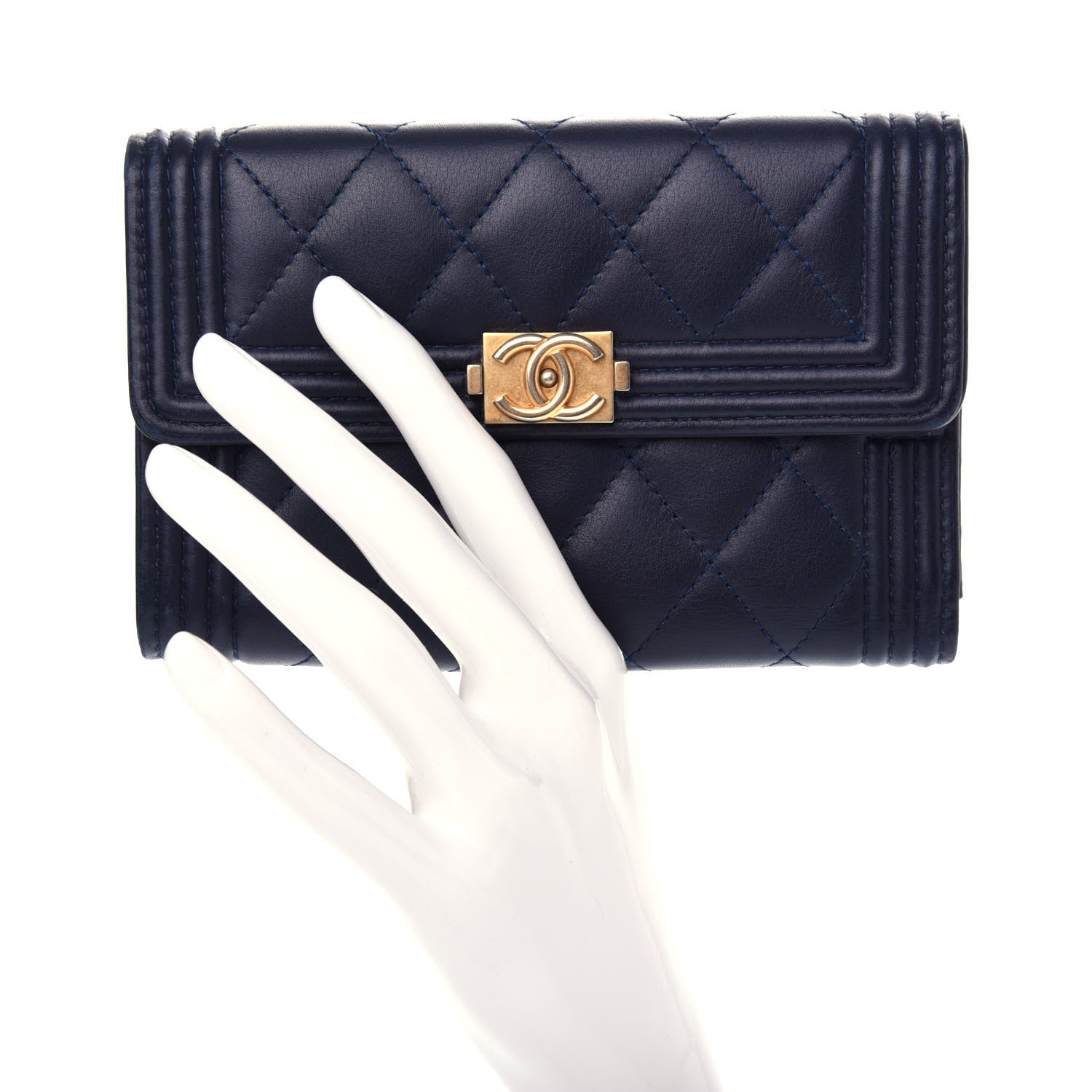 Chanel Lambskin Quilted Medium Boy Flap Wallet Navy 2 of 10