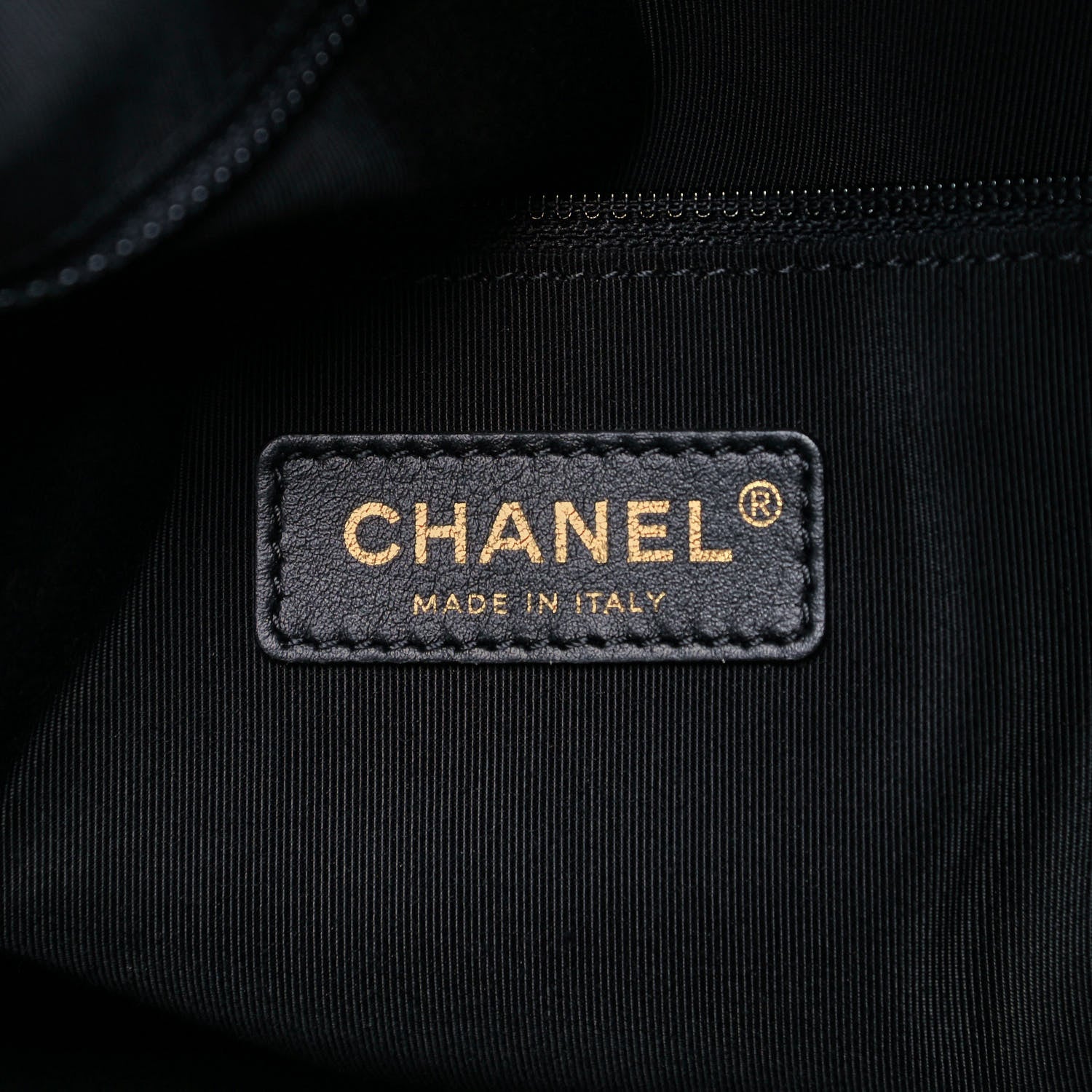 Chanel Caviar Lambskin Quilted Casual Style Hobo Black 7 of 8