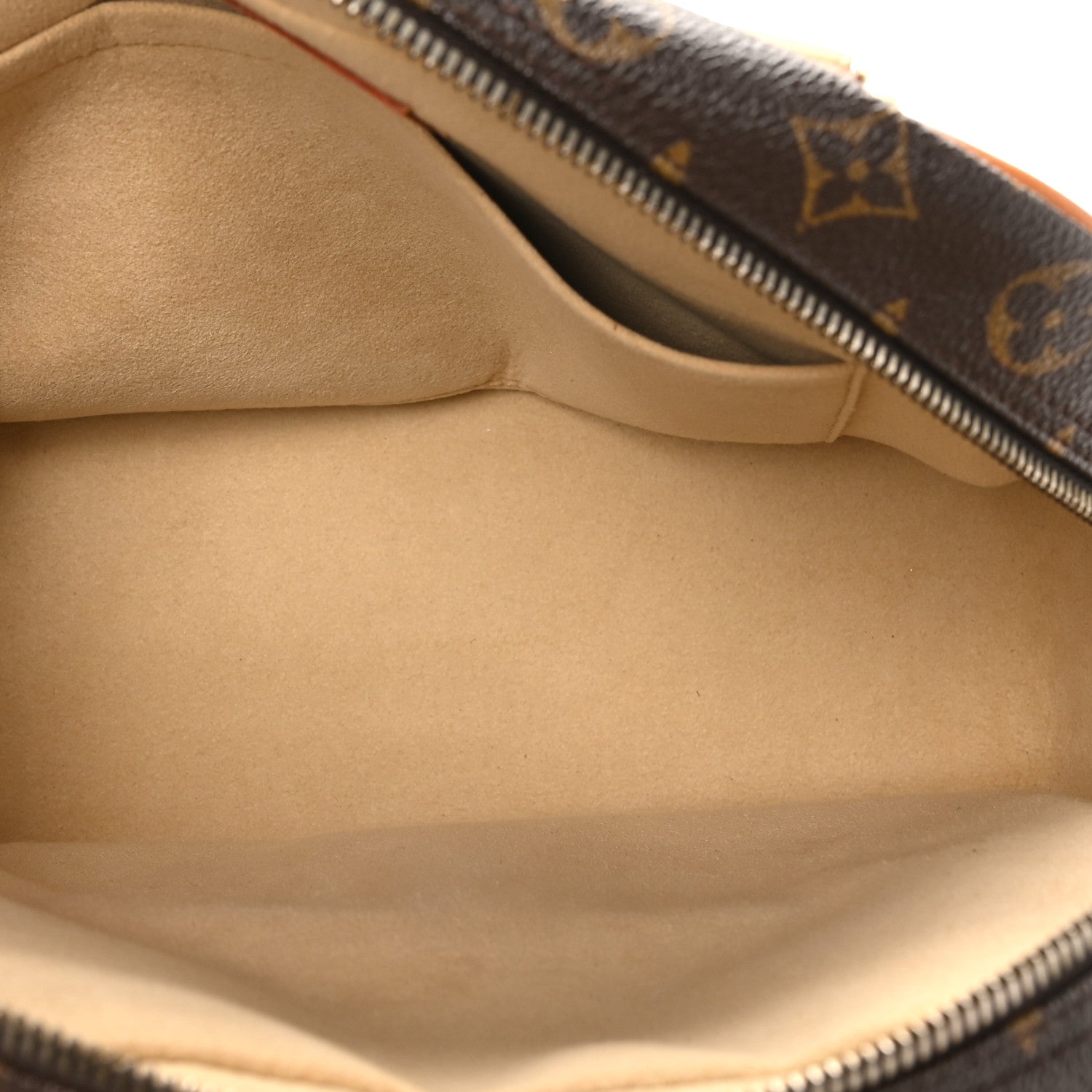 Louis Vuitton Monogram Manhattan PM 5 of 10