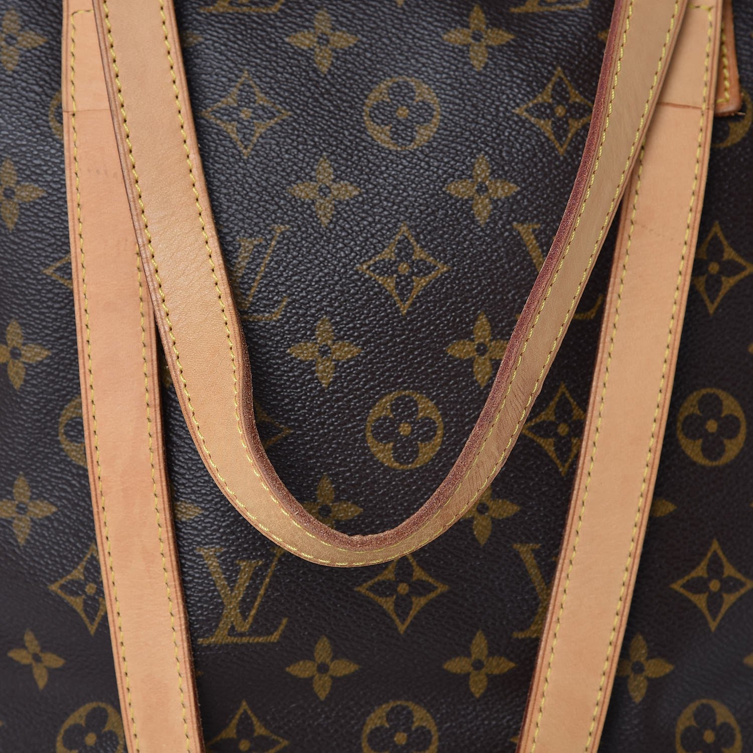 Louis Vuitton Monogram Cabas Mezzo 7 of 16