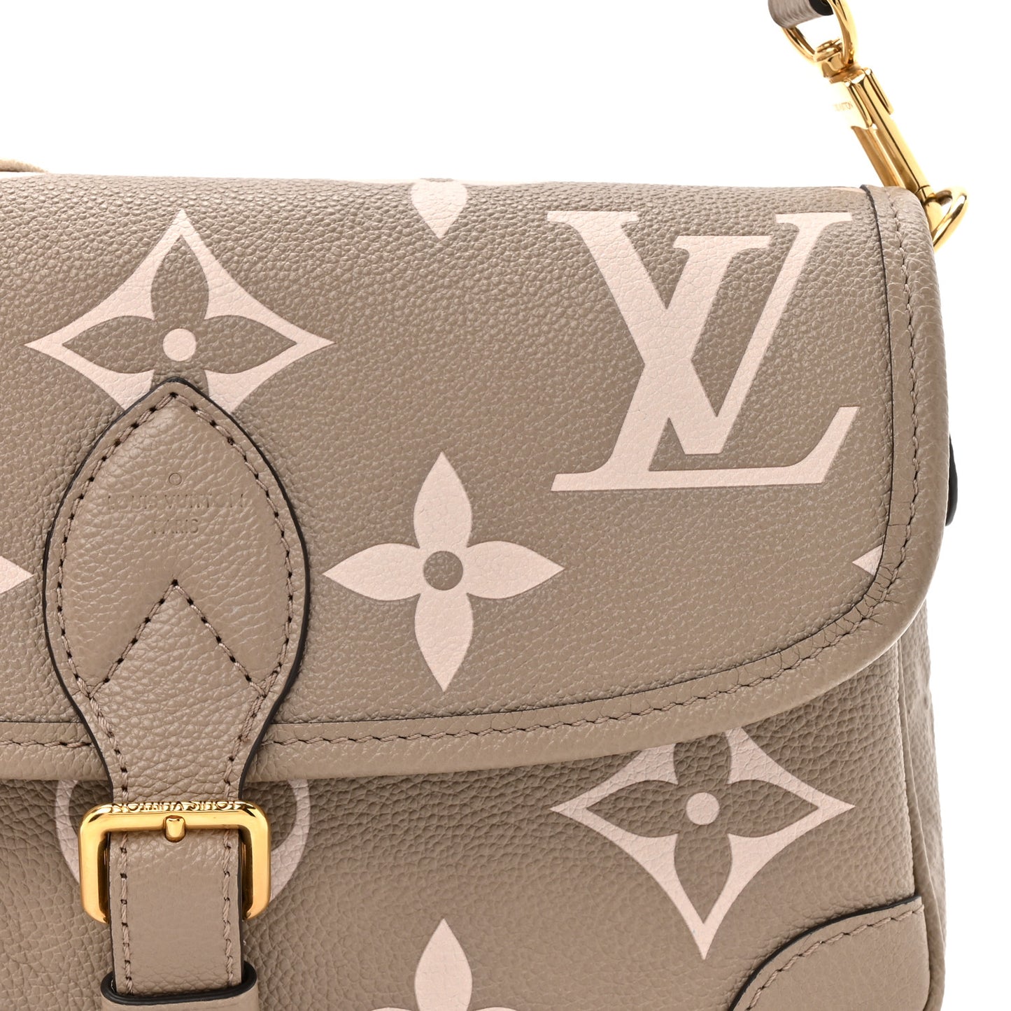 Empreinte Monogram Giant Diane Tourterelle Creme