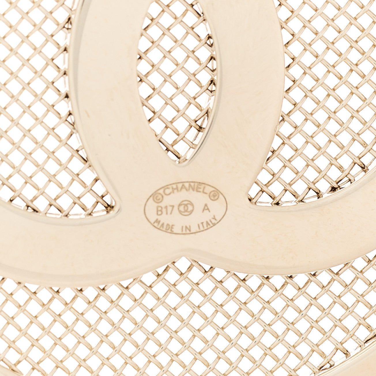 Chanel Mesh Circle CC Brooch Gold 3 of 3