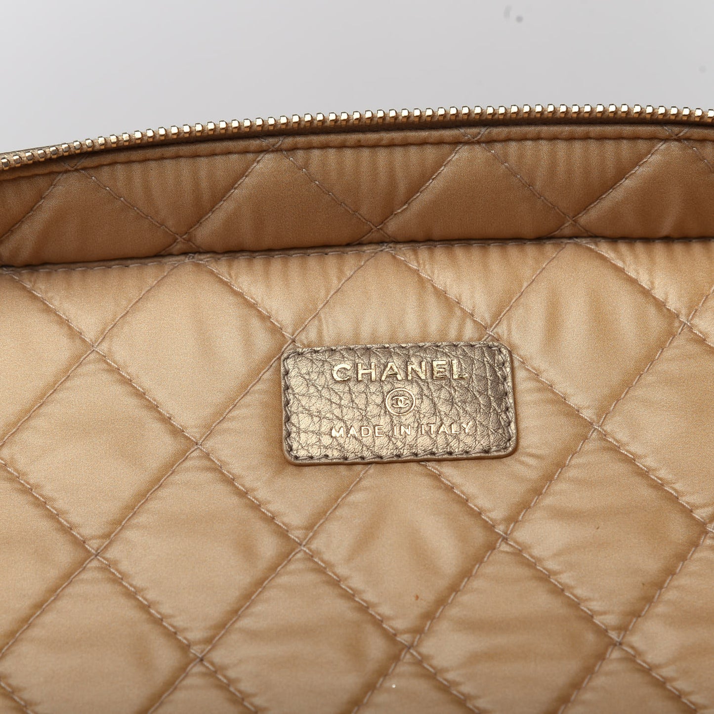 Metallic Calfskin Quilted Large Vanity Pouch Gold