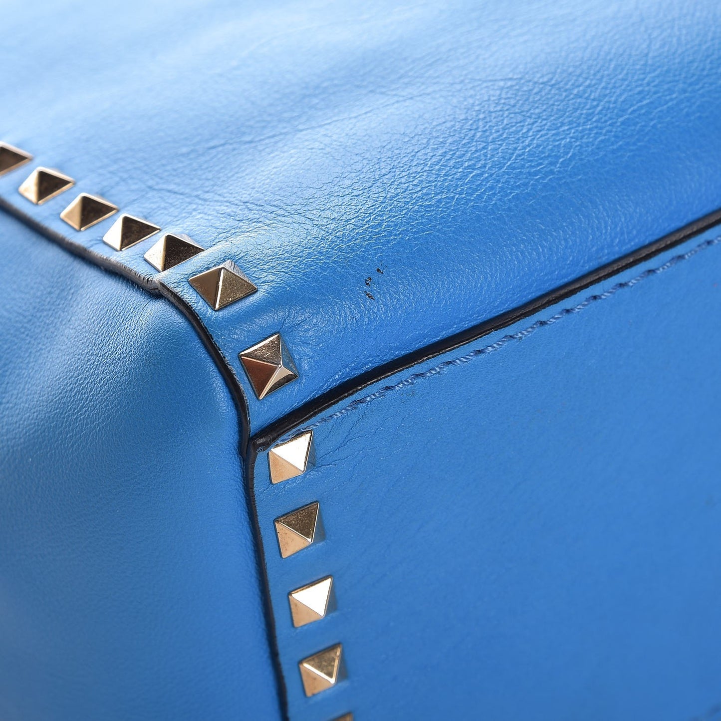 Vitello Rockstud Double Handle Tote Blue Fluo