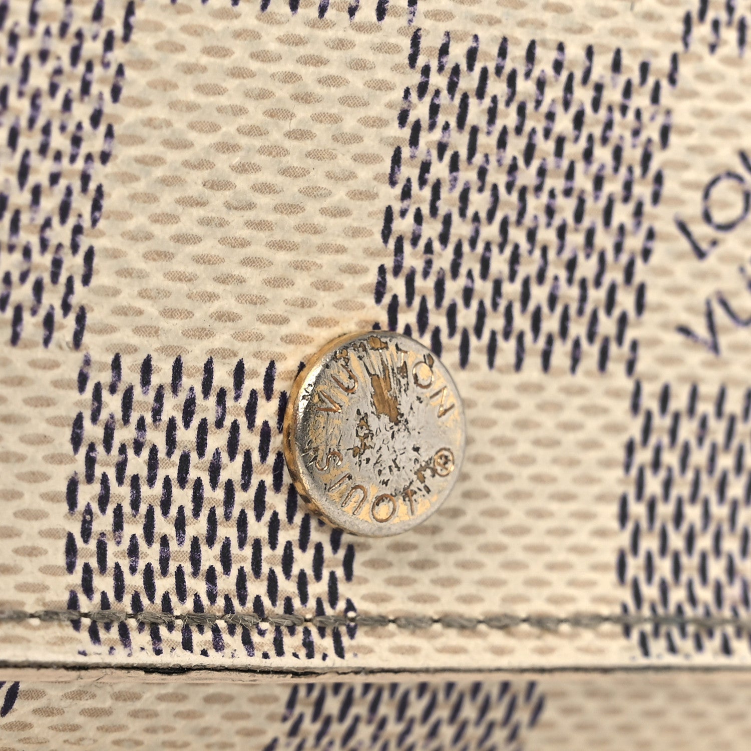 Louis Vuitton Damier Azur Multicles 4 Key Holder 7 of 9
