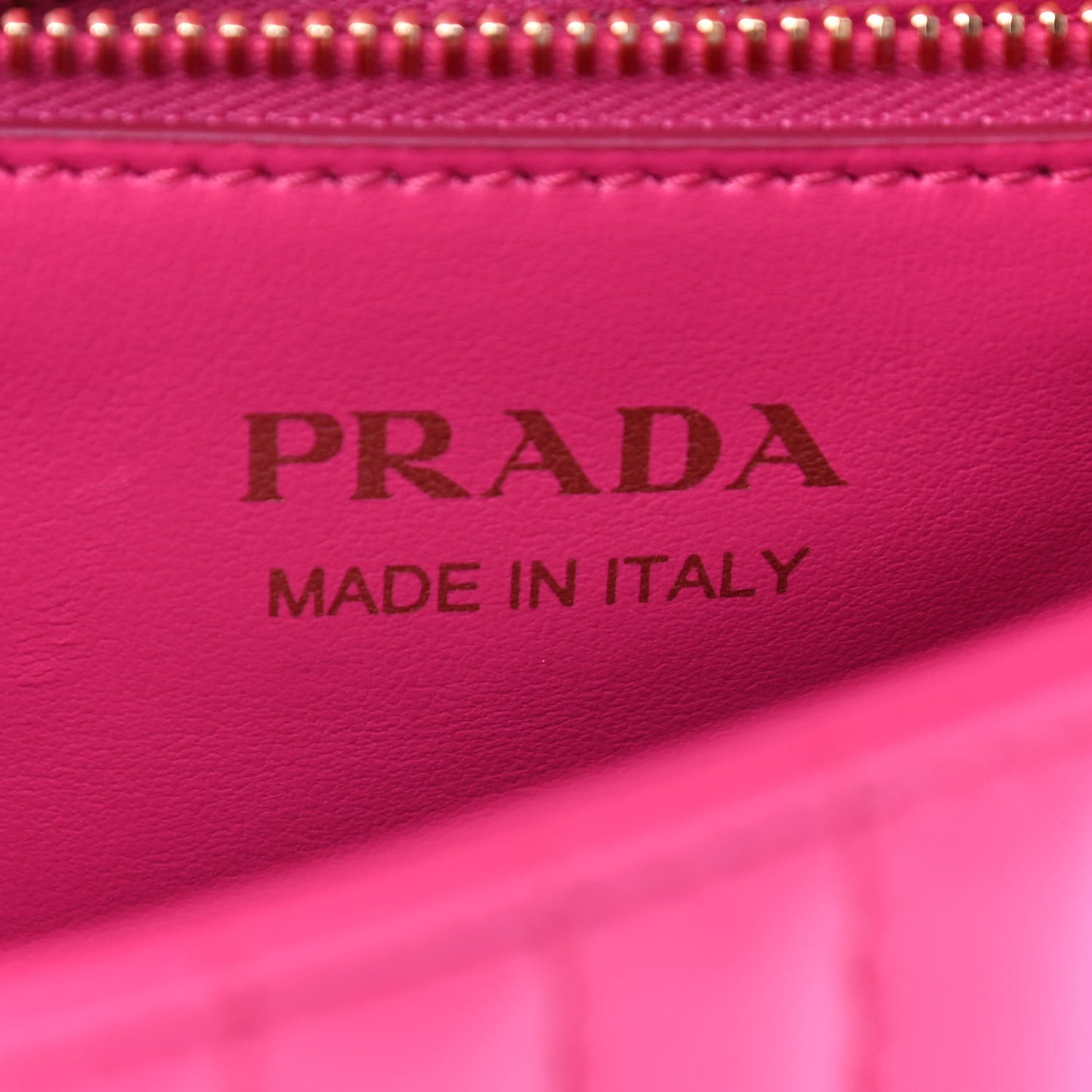 Soft Calfskin Impunture Diagramme Medium Chain Flap Shoulder Bag Magenta