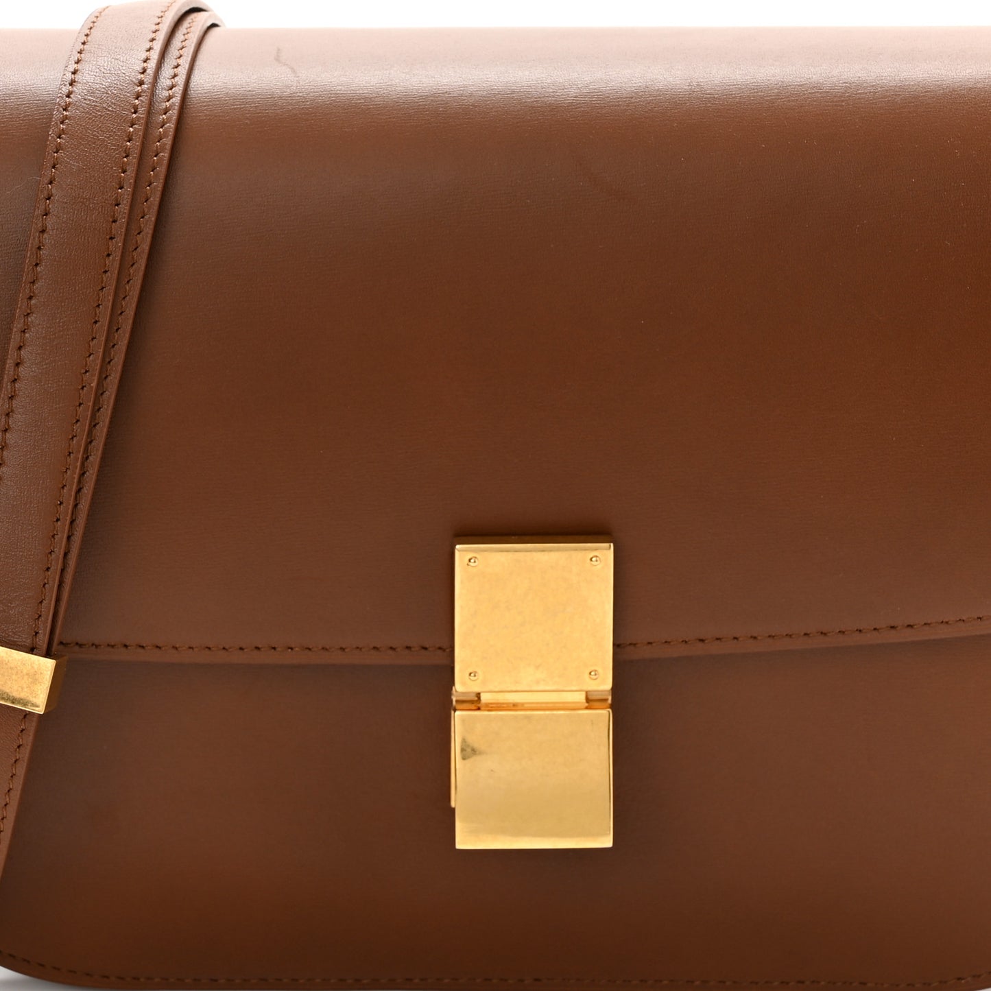 Box Calfskin Medium Classic Box Flap Bag Camel