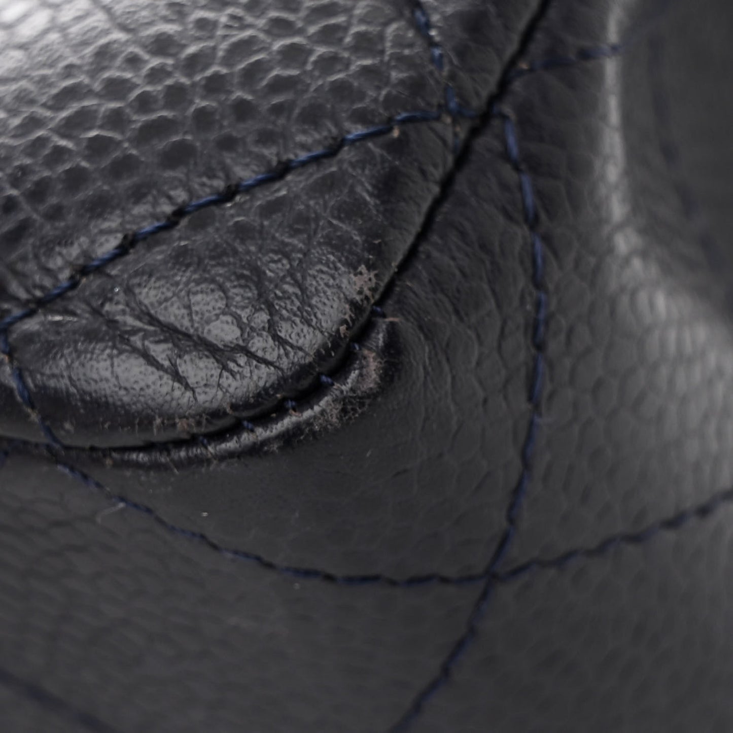 Caviar Quilted Medium Double Flap Navy