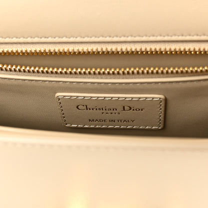 Christian Dior Smooth Calfskin 30 Montaigne Flap Bag Beige 6 of 9