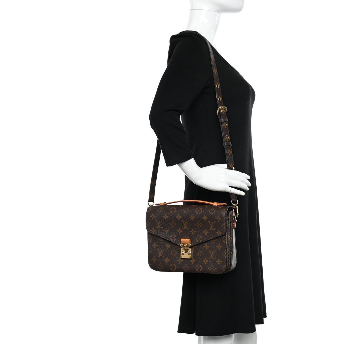 Monogram Pochette Metis