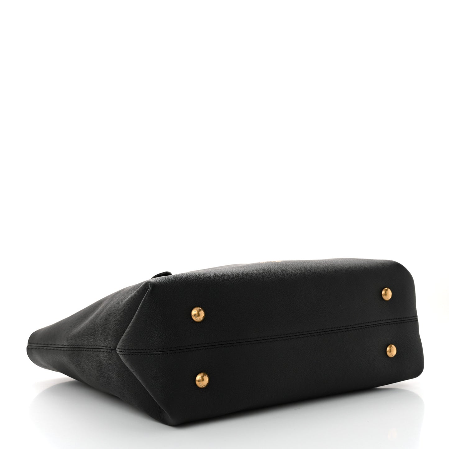 Grained Calfskin Low Key Cabas MM Black