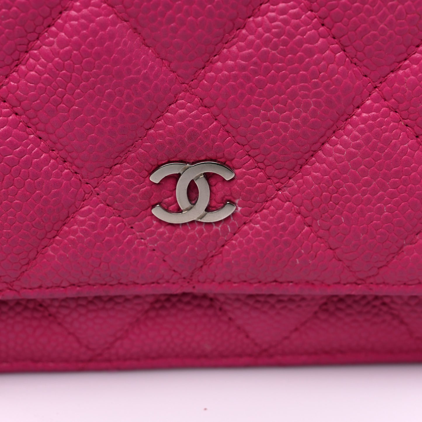Iridescent Caviar Quilted Wallet on Chain WOC Pink