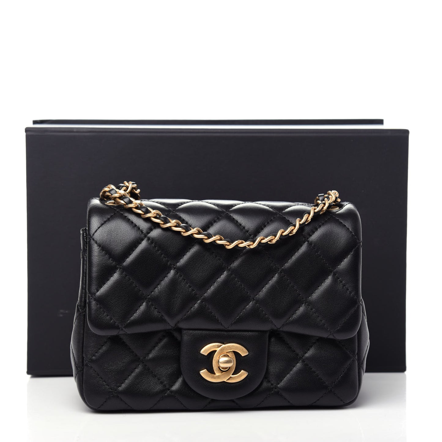 Lambskin Quilted Mini Pearl Crush Flap Black