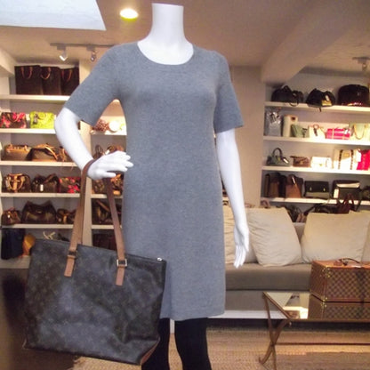 Louis Vuitton Monogram Cabas Mezzo 2 of 9