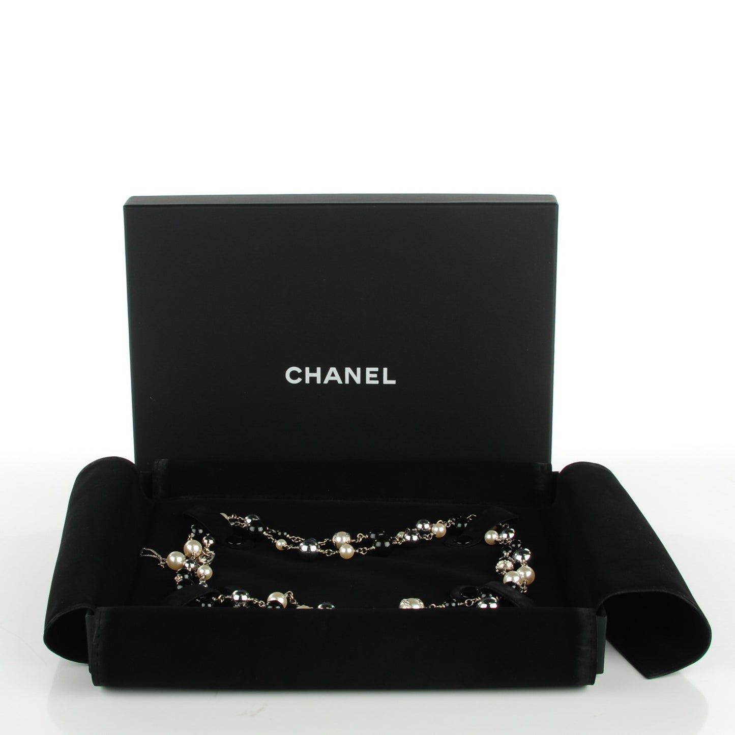 Pearl Beaded CC Long Necklace Black