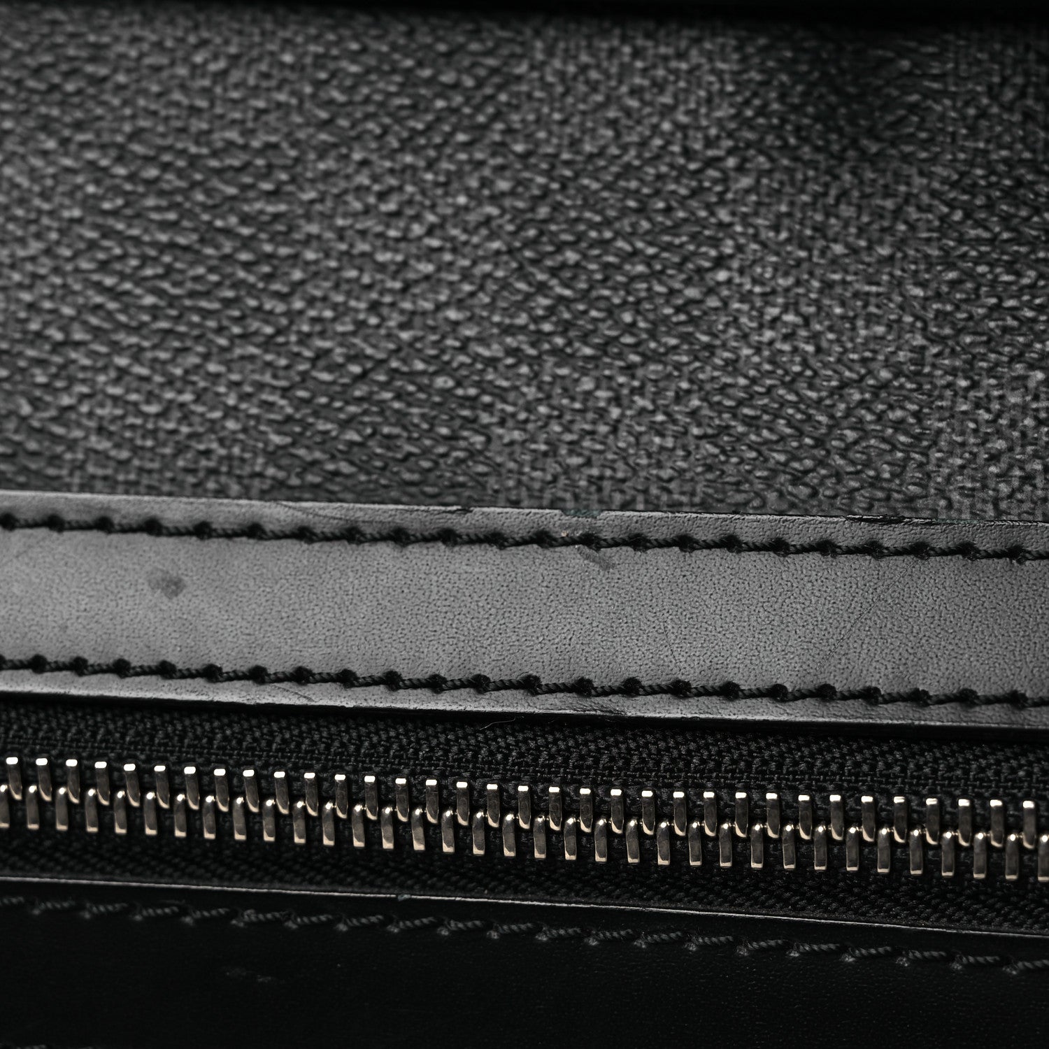 Louis Vuitton Damier Graphite Pilot Case 10 of 15