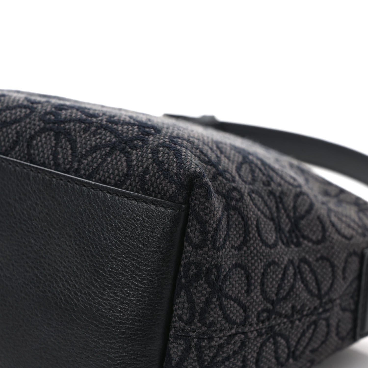 Loewe Jacquard Anagram Calfskin Small Cubi Bag Anthracite Black 10 of 11