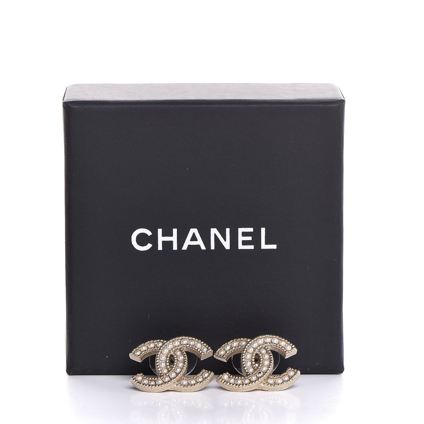 Pearl CC Earrings Gold