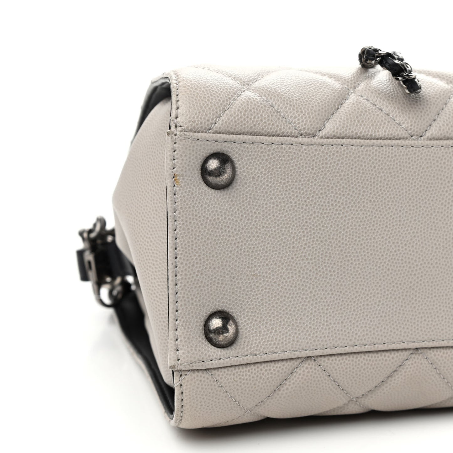 Caviar Quilted Small CC Bucket Bag Grey