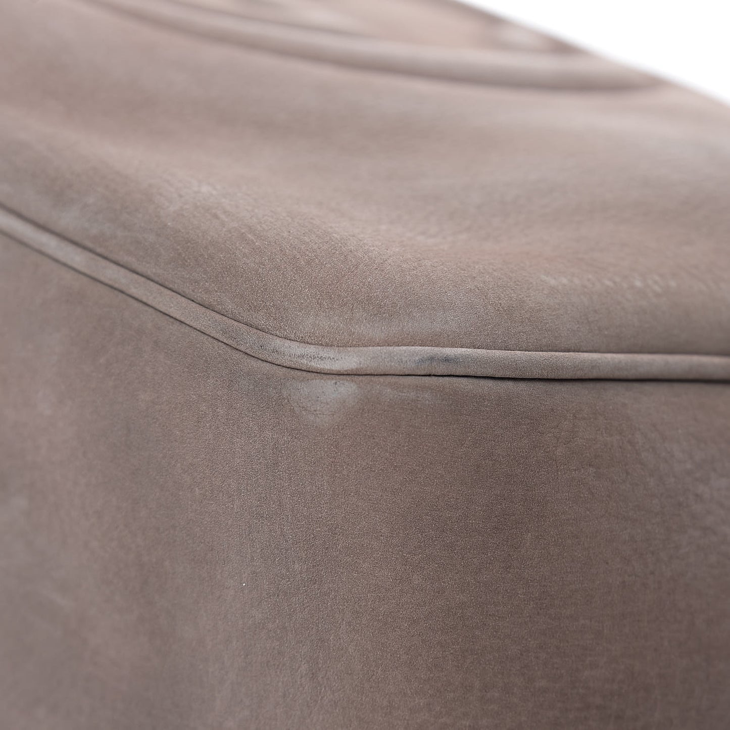 Vitello Range Medium Soho Bowler Grey Field