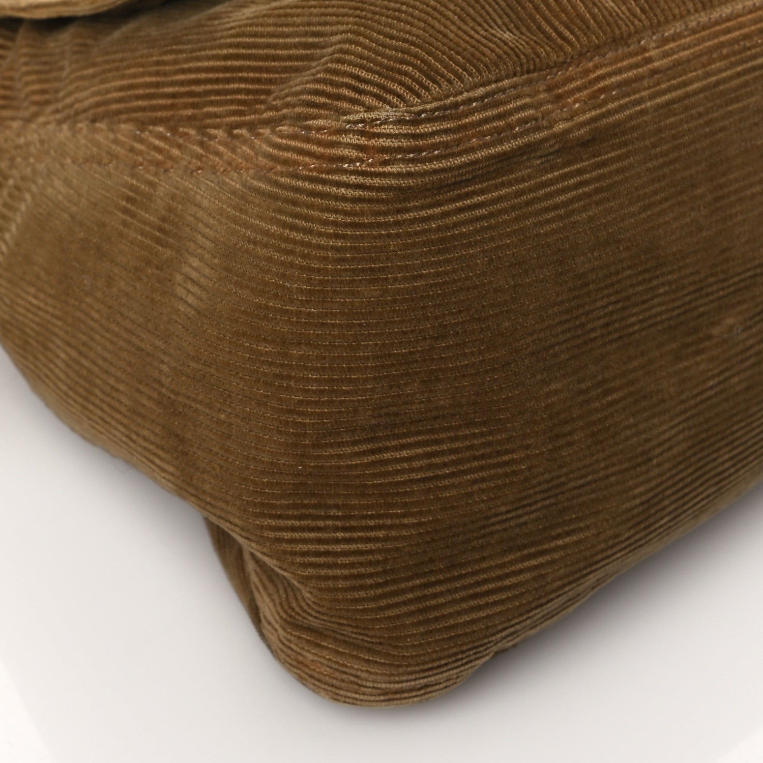 Fendi Corduroy Mama Baguette Beige 7 of 9