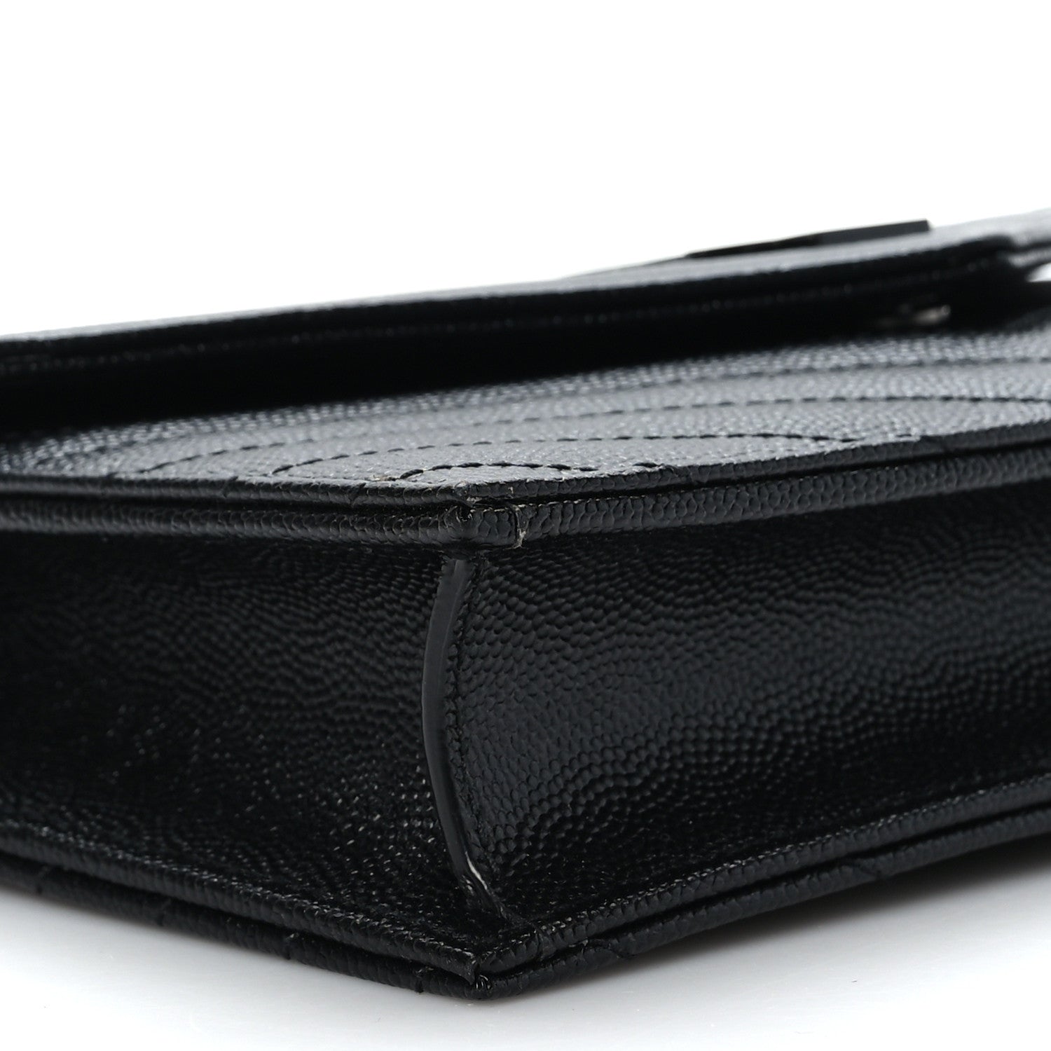 Saint Laurent Grain De Poudre Matelasse Chevron Monogram Monochrome Envelope Chain Wallet Black 7 of 11
