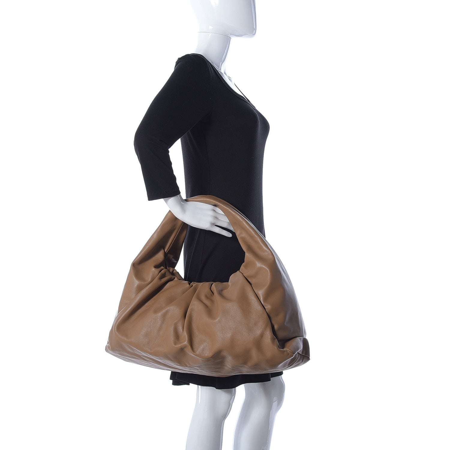 Bottega Veneta Smooth Butter Calfskin Large The Shoulder Pouch Cammello 2 of 15