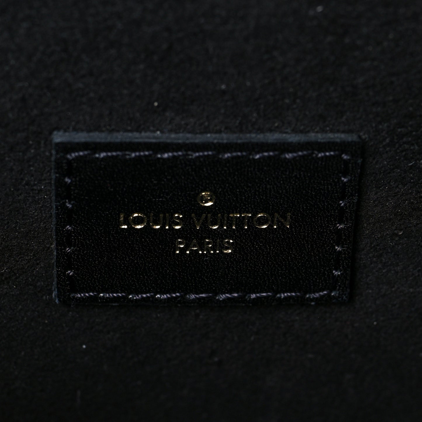 Reverse Monogram Pochette Metis