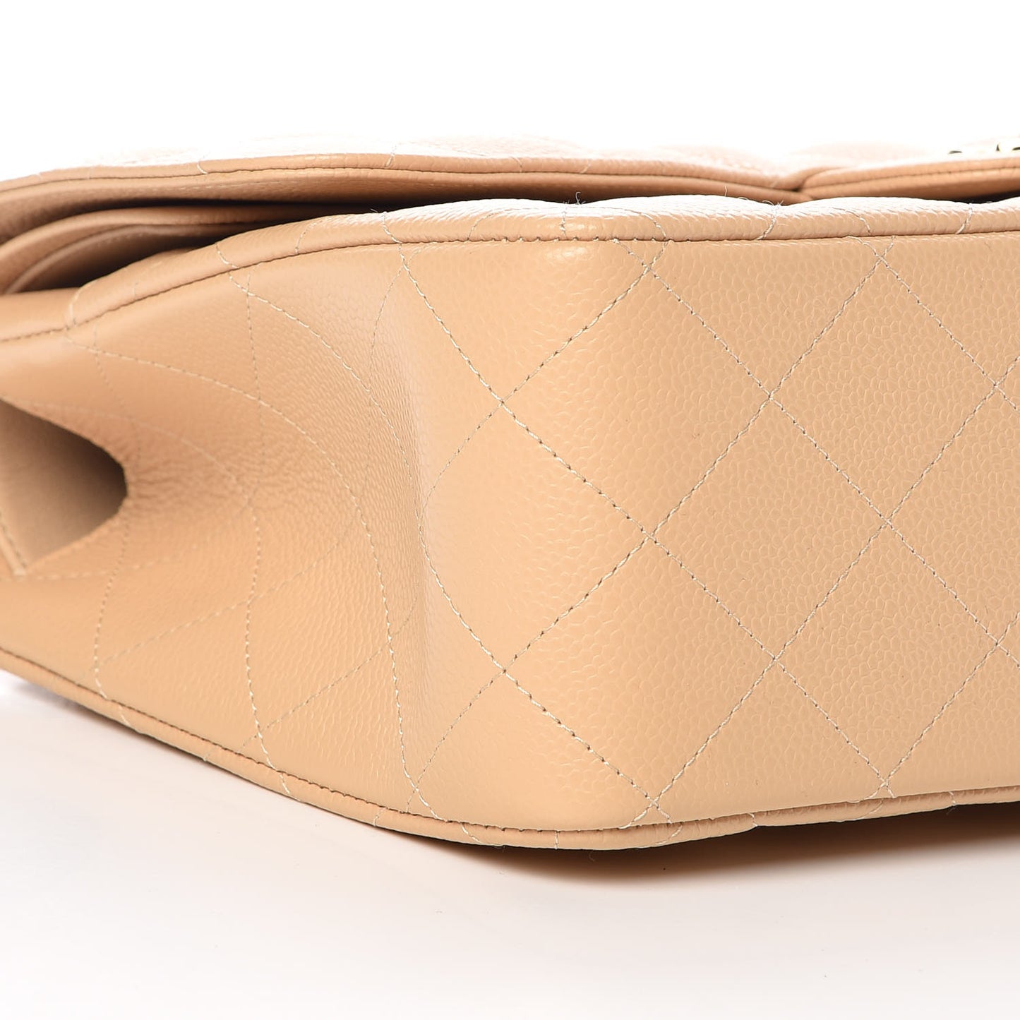 Caviar Quilted Jumbo Double Flap Beige Clair