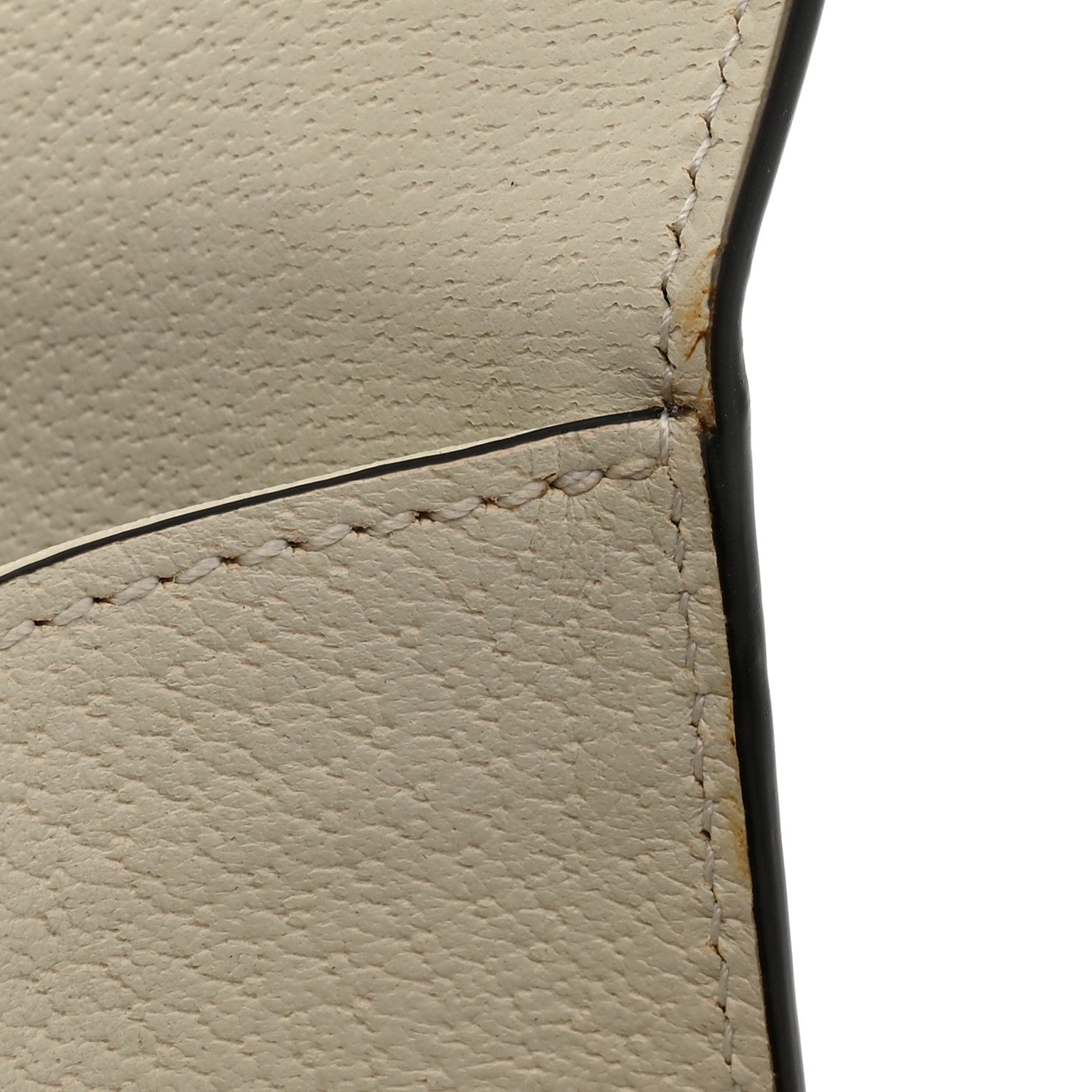 Gucci Textured Calfskin Bee Star Print Small Sylvie Shoulder Bag Mystic White 13 of 14