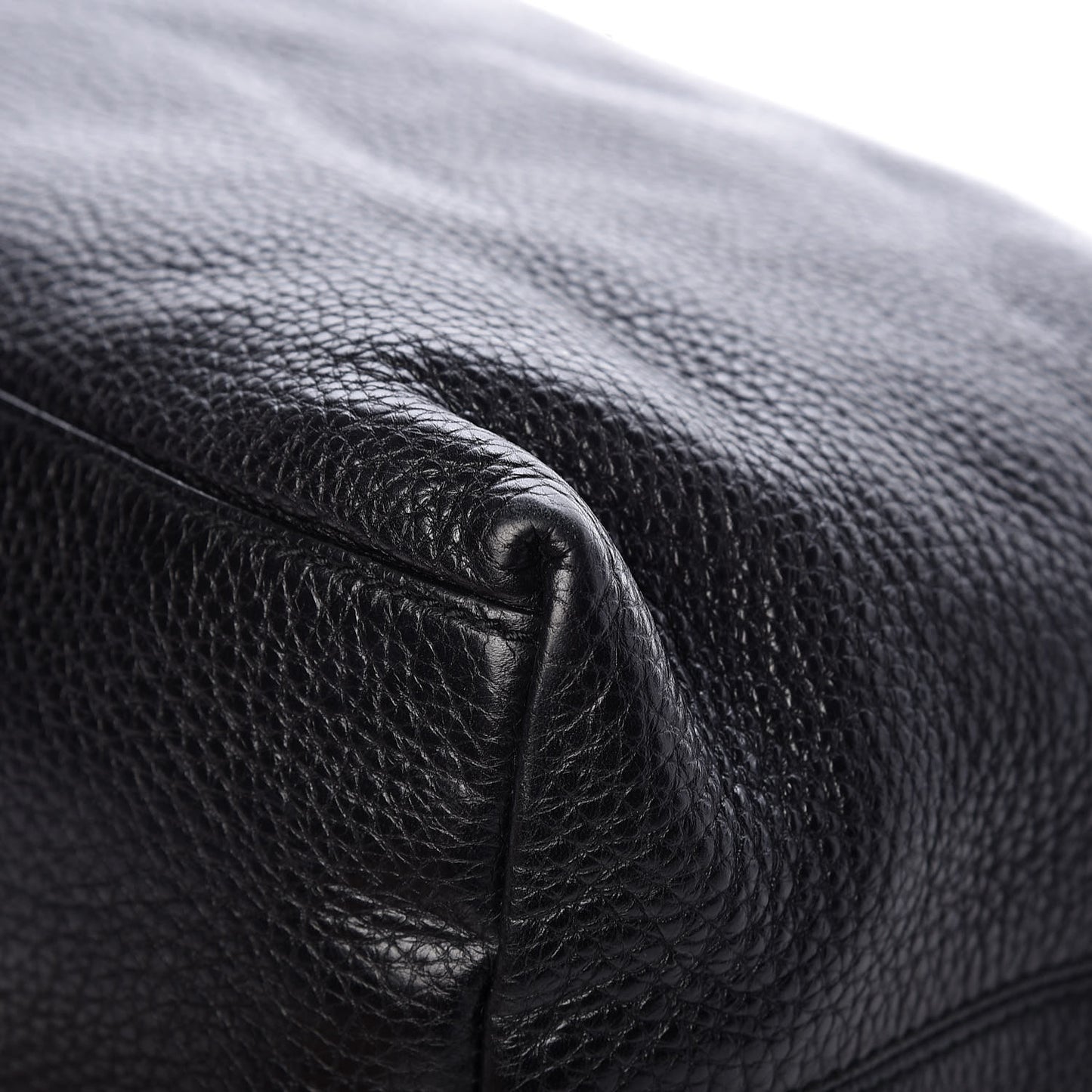 Pebbled Calfskin Medium Soho Chain Shoulder Bag Black
