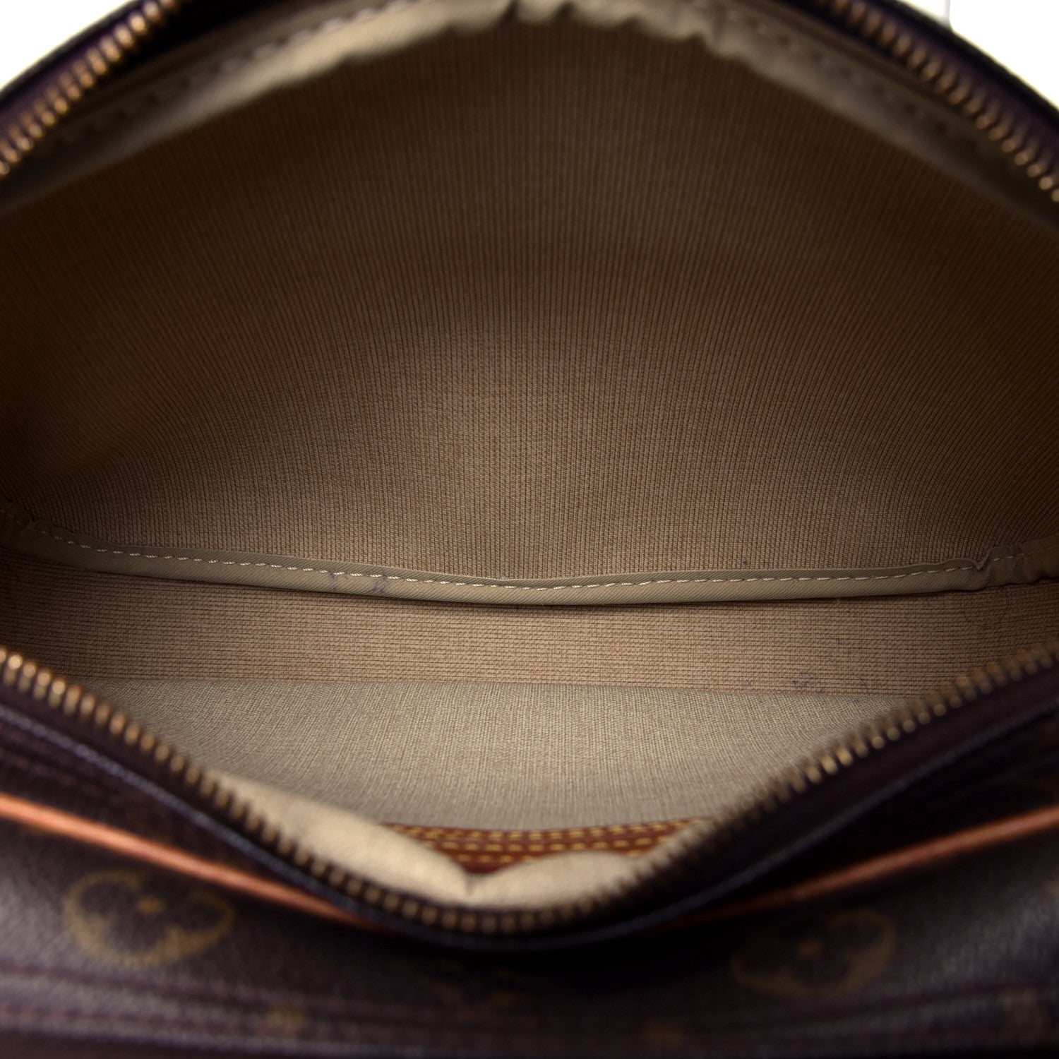 Louis Vuitton Monogram Reporter PM 4 of 5
