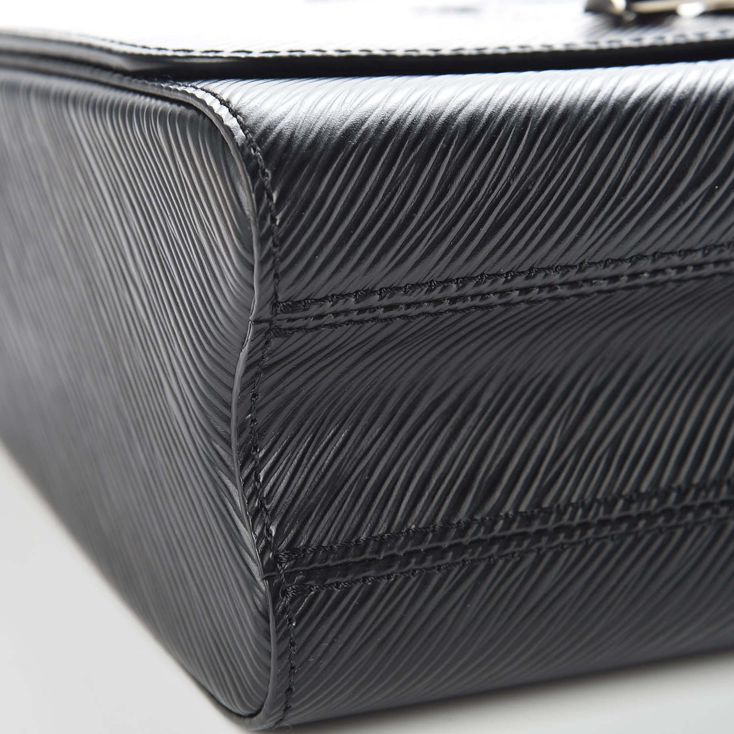 Louis Vuitton Epi Twist Shoulder Bag MM Black 5 of 8