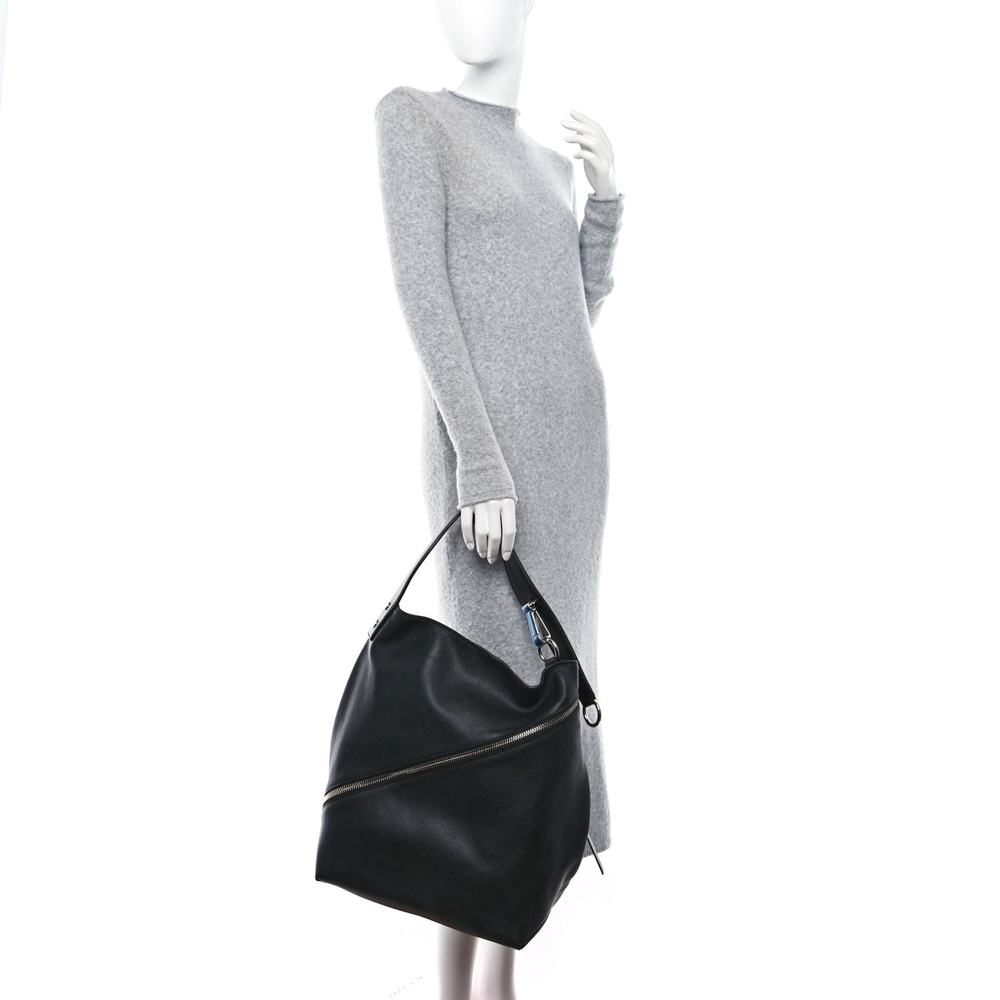 Pebbled Calfskin Medium Zip Hobo Black