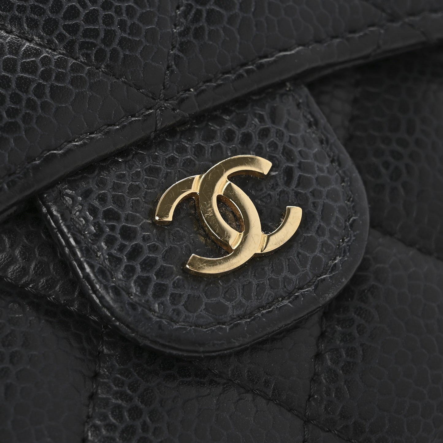 Caviar Quilted Compact Flap Wallet Black