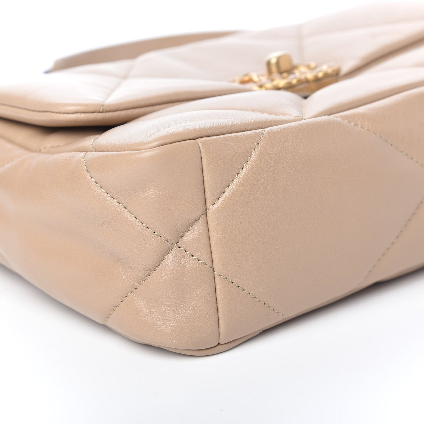 Lambskin Quilted Medium Chanel 19 Flap Dark Beige