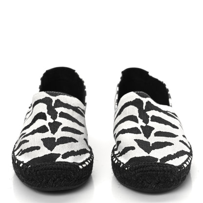 Saint Laurent Canvas Tiger Print Espadrilles 37.5 White Black 2 of 9