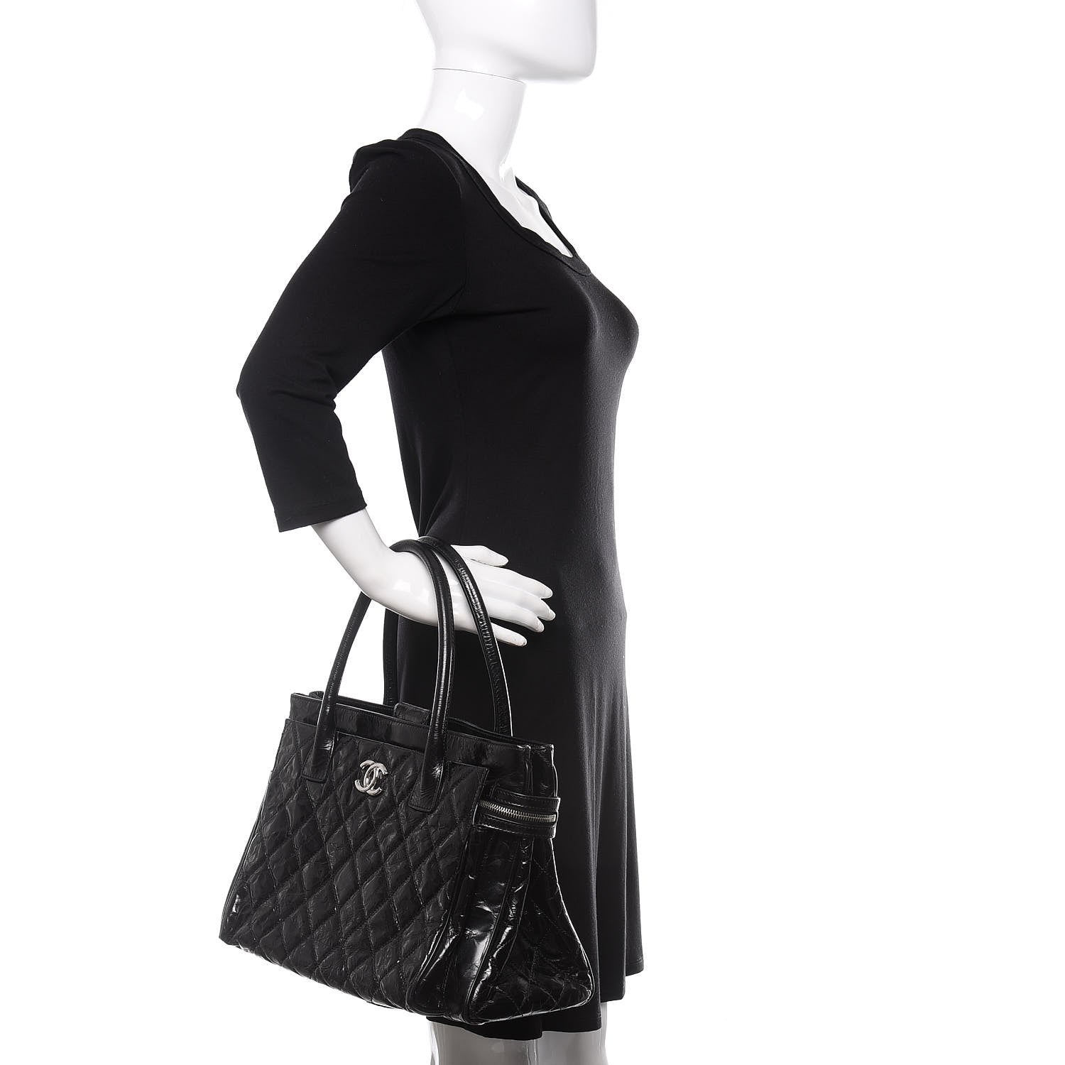 Chanel Glazed Calfskin Quilted Large New Portobello Tote Black 3 of 11