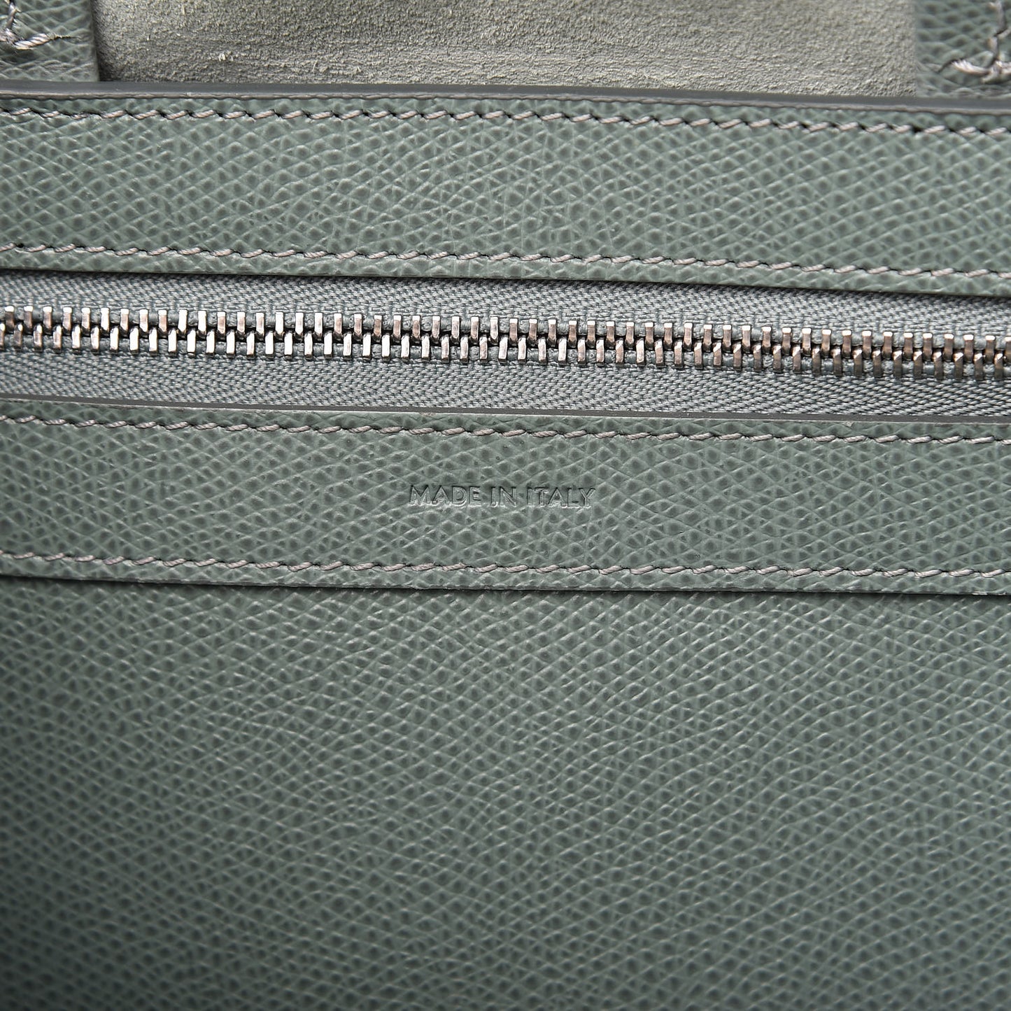 Grained Calfskin Small Vertical Cabas Green