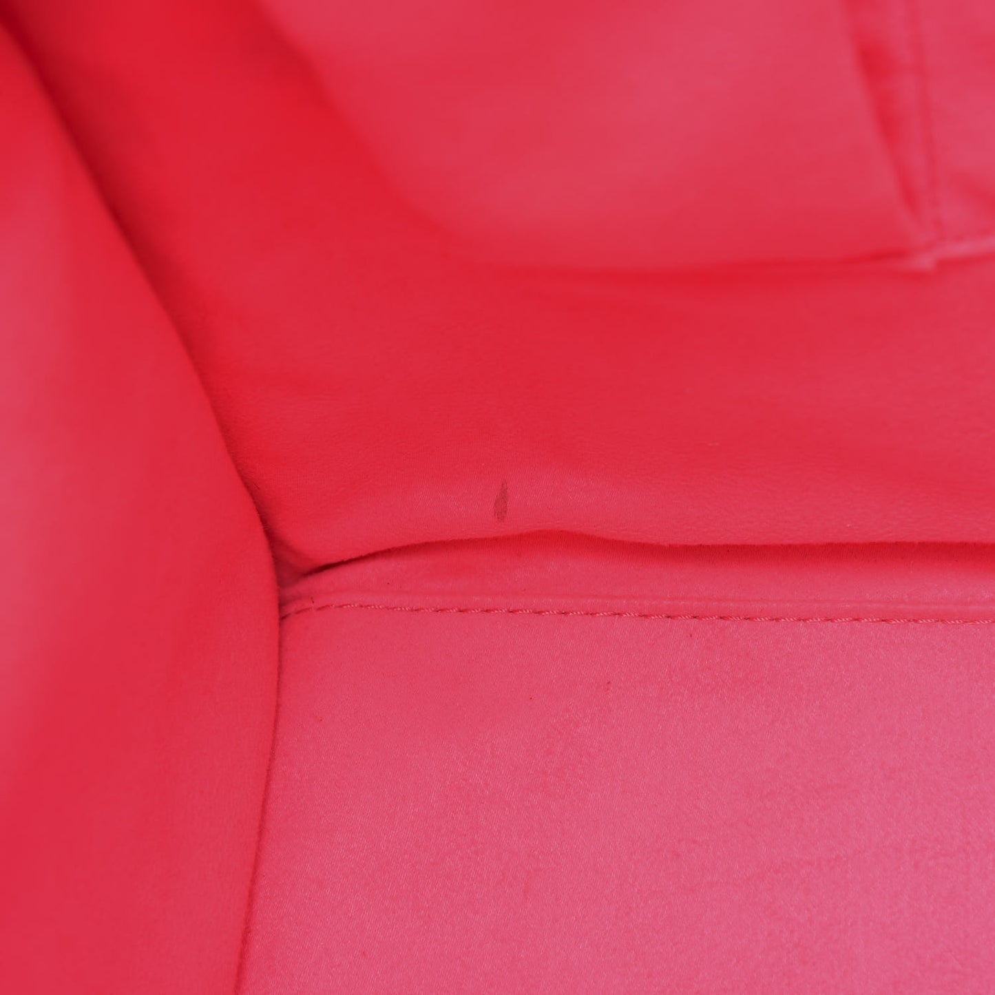 Drummed Calfskin Mini Luggage Fluo Pink