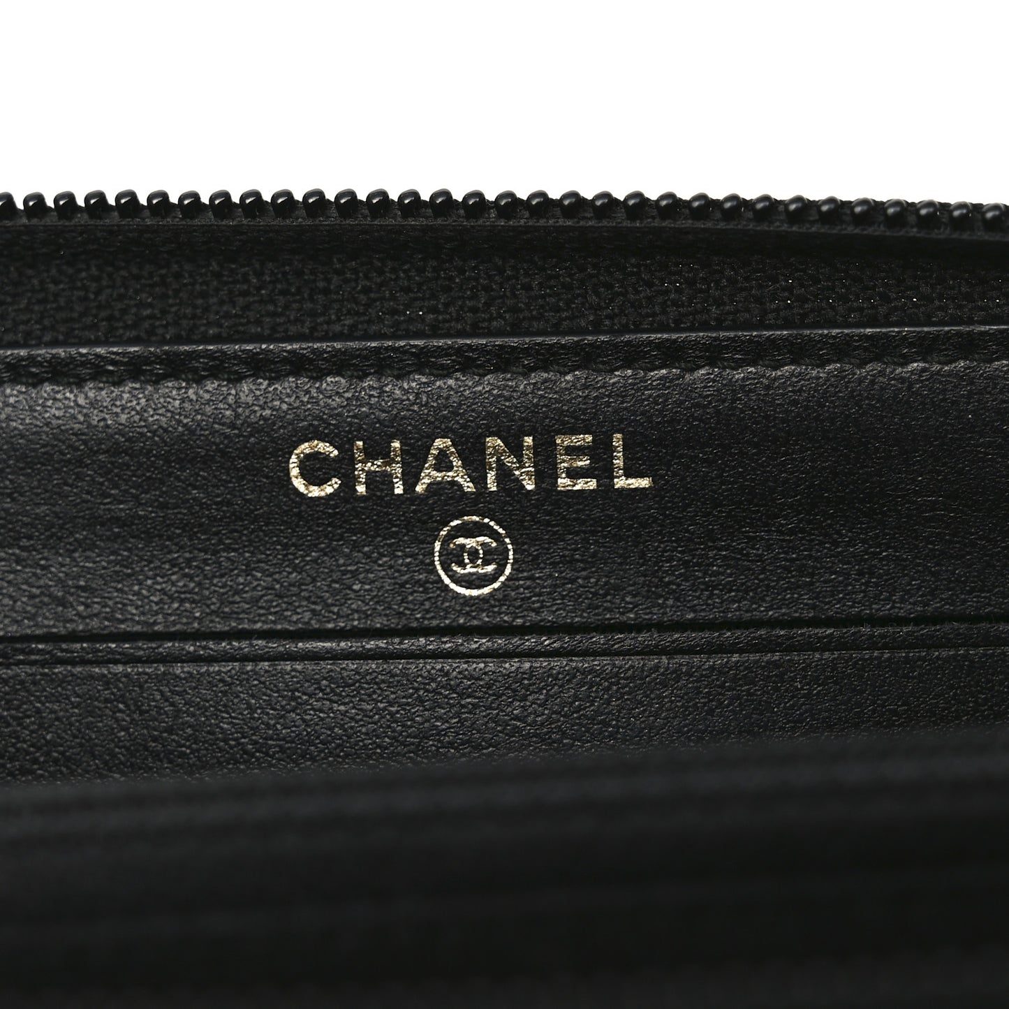 Caviar Quilted Small Boy Zip Around Wallet Black