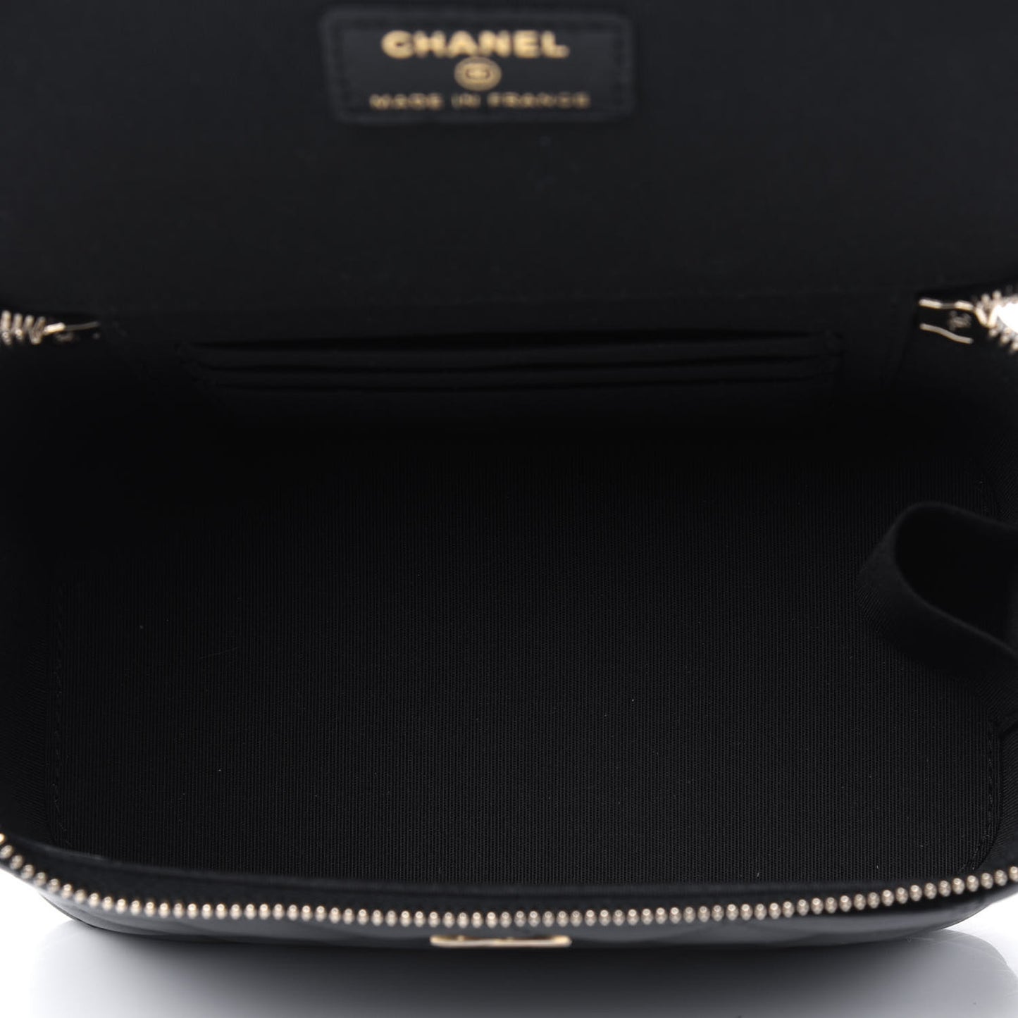 Lambskin Quilted Small Top Handle Vanity Case With Chain Black