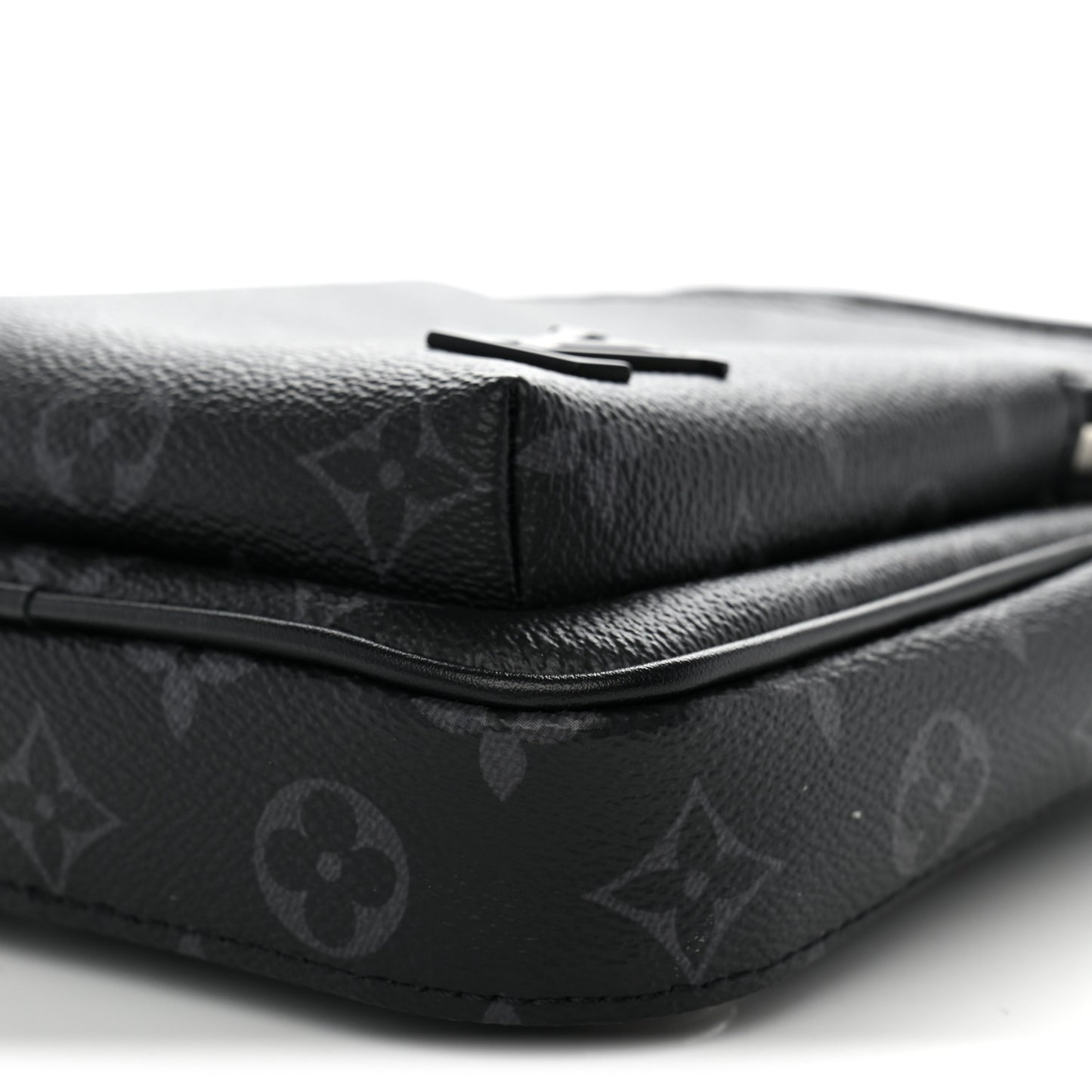 Monogram Eclipse Avenue Slingbag PM