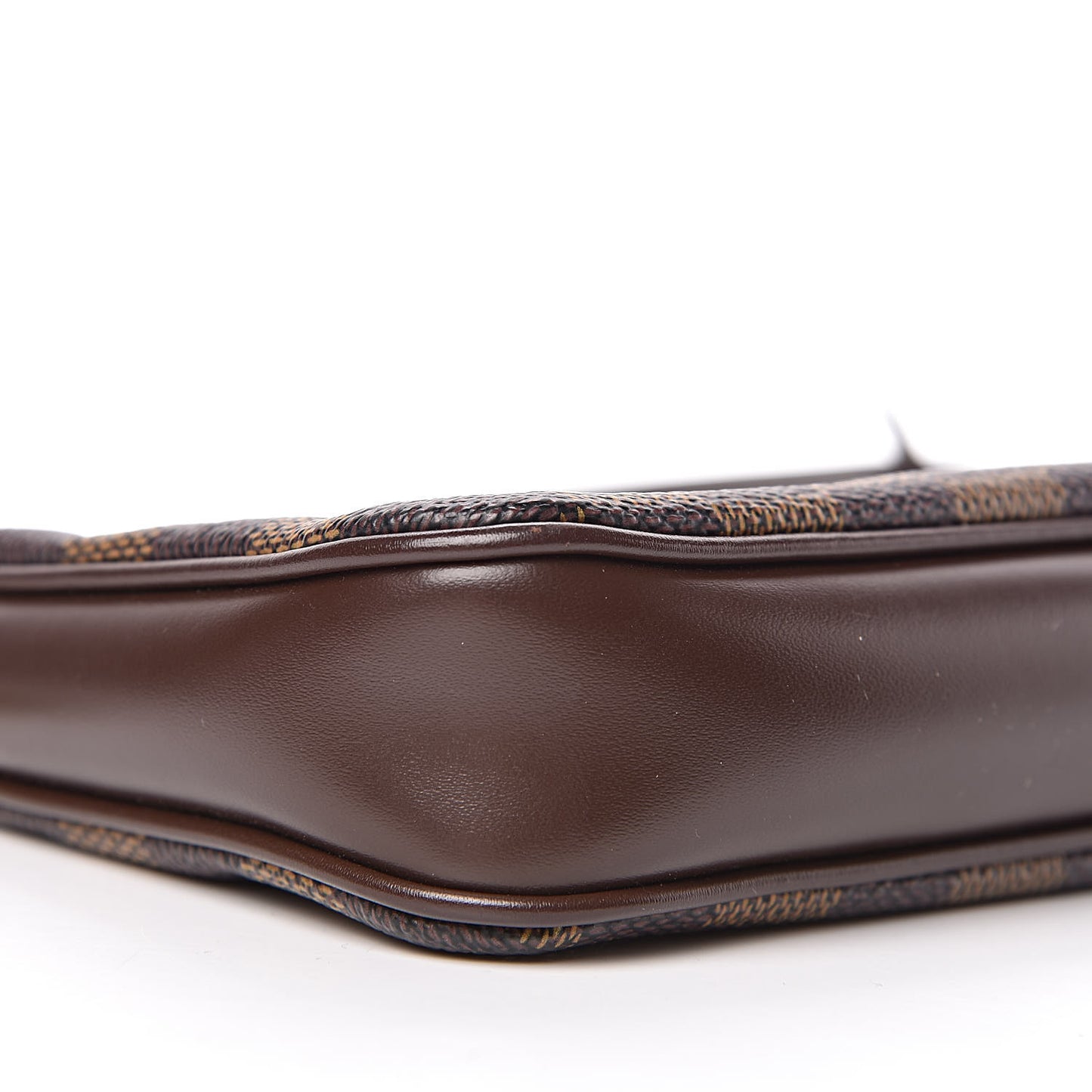 Damier Ebene Navona Pochette Accessories